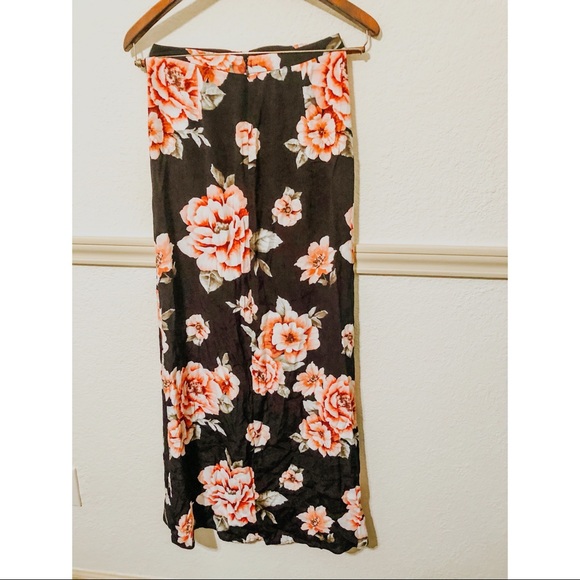 Floral Wrap Maxi Skirt - Picture 3 of 4